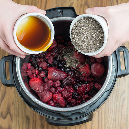 5 Ingredient Mixed Berry Jam In The Instant Pot Sugar Free Option