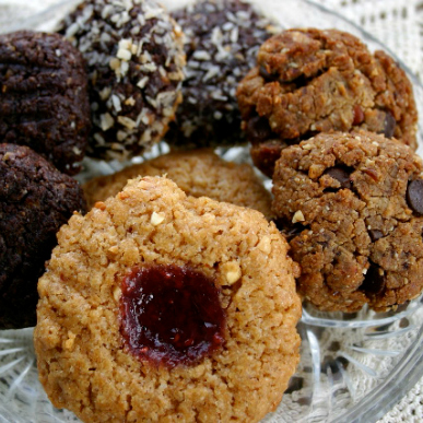 Nut Butter Sourdough Cookies | Quick and simple, these nut butter sourdough cookies are bliss! Since I tend to add as little sweetener to my sweets as possible (1 variety uses no sugar at all!), I happily serve these up for quick breakfasts, snacks on the go, celebrations, bedtime snacks, and power foods on the trail. | TraditionalCookingSchool.com