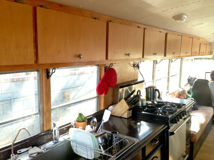 The Skoolie Revisited | How are things going for the Delgado family in the skoolie? Things are looking good. :) Join me to check-in with Jami and her family (of 5) that reside in a converted school bus in southern California. We talk about their improvements and challenges, her grain-free cooking, and what she does for fun. Plus... the tip of the week -- the world's BEST plastic bag dryer! | KnowYourFoodPodcast.com/65