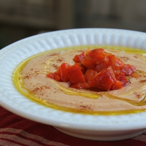 Lacto-Fermented Roasted Red Pepper Hummus | Hummus is the only dip I make -- because of its delicious flavor and versatility. The peppers in this roasted red pepper hummus make it slightly sweet while the lacto-fermentation adds a bit of tang. It's really scrumptious! | TraditionalCookingSchool.com