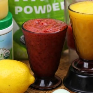 Smoothies used to seem so easy! Then the green smoothie was introduced. Then coconut water and collagen. Yet these superfoods may not be all that they're cracked up to be. So what makes a smoothie a truly healthy snack? Here's how to make a healthy smoothie -- some easy DOs and DON'Ts to make your smoothies nourishing, beyond any doubt.