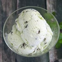 This refreshing mint chocolate ice cream is free of dairy, eggs, and refined sugar -- and still full of mint flavor, thanks to peppermint essential oil. And the gorgeous green color? You'll never guess where that comes from!
