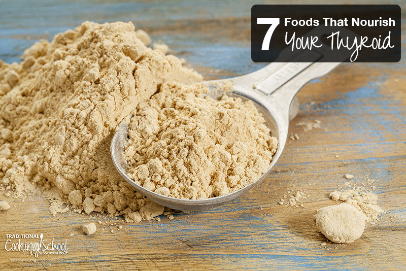 a tablespoon of powdered maca root with more maca scattered around