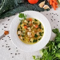 We encourage our body's natural detoxification process by consuming traditional foods that nourish the liver, kidneys, skin, and lymphatic system. If we support these organs, we support our natural detox pathways. One of the easiest ways to promote detoxing with traditional foods? By making a flavorful, nourishing soup for gentle, full-body cleansing.