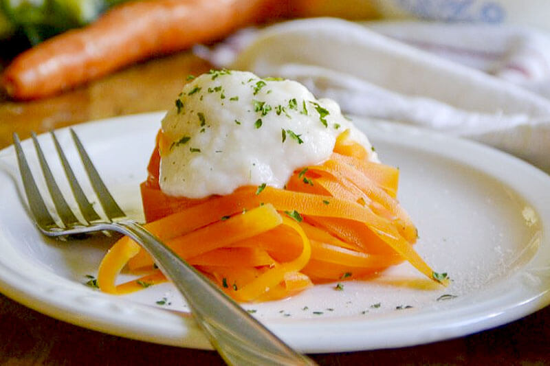 spiralized carrot fettuccini on a plate